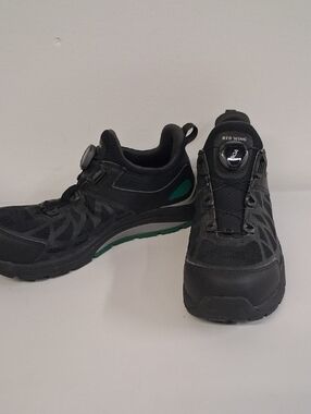 NWOT Womens Redwing CoolTech™ Athletics Safety Toe Athletic Work Shoe Black